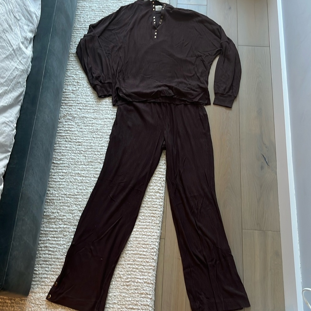 Nation ltd brown lounge set